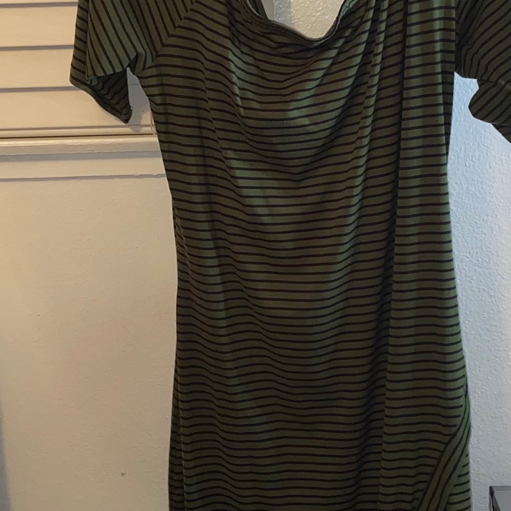 Stripped Off the Shoulder Dress